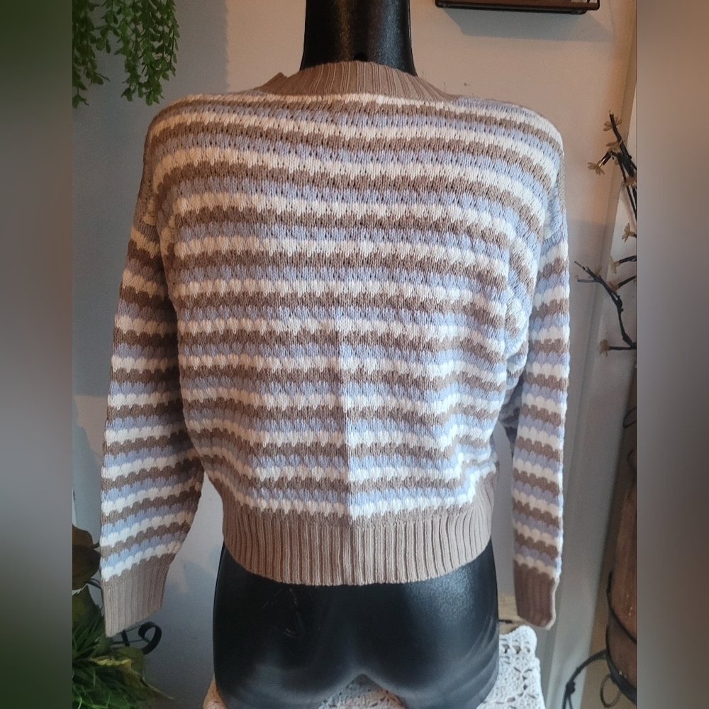 Ardene Tan, Grey & Cream Cropped Knit Button Up Sweater XS - Picture 5 of 6